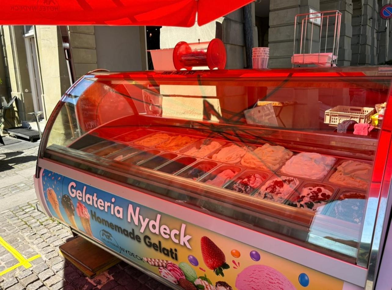 Nydeck Hotel Берн Екстериор снимка