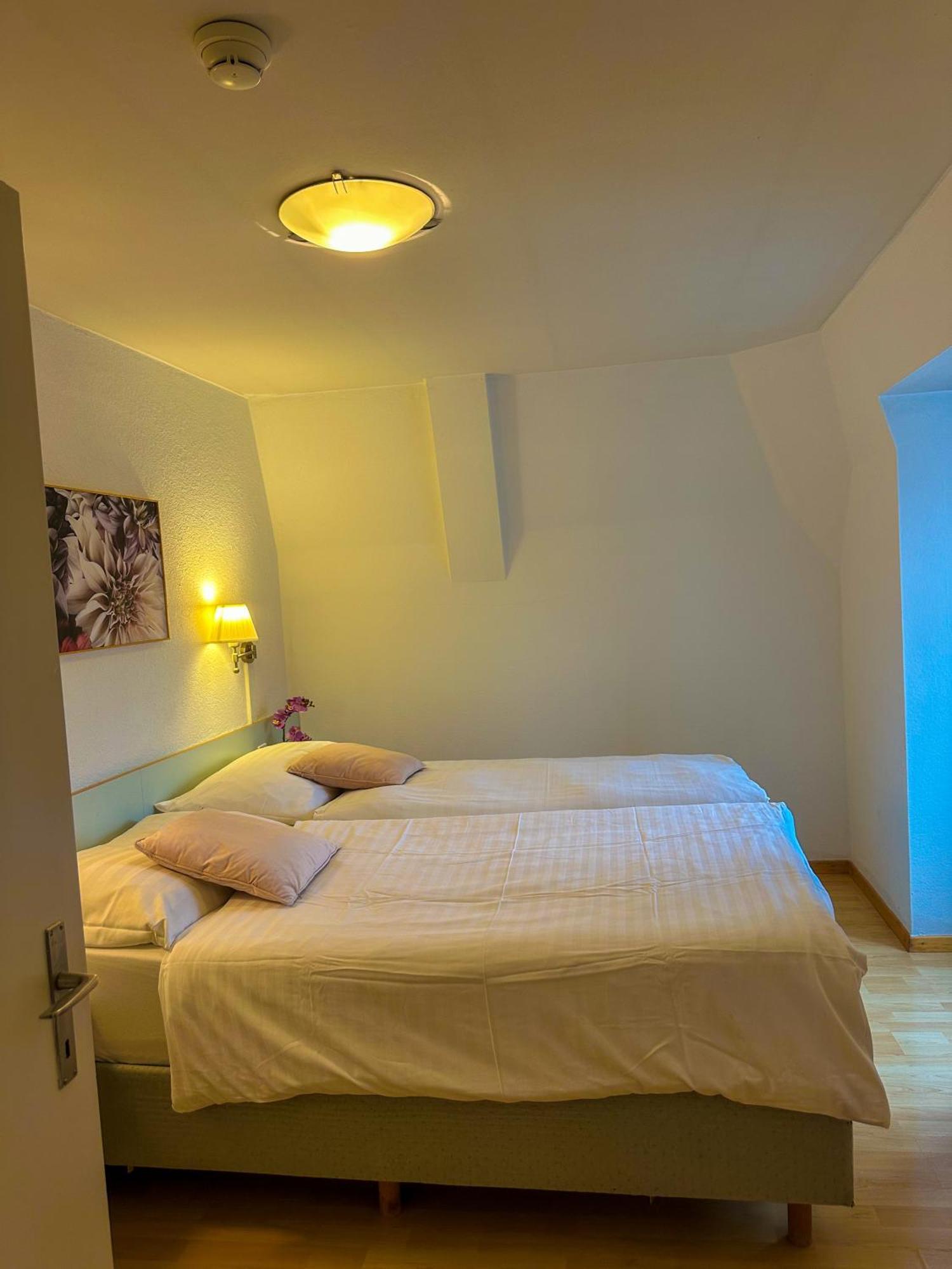 Nydeck Hotel Берн Екстериор снимка