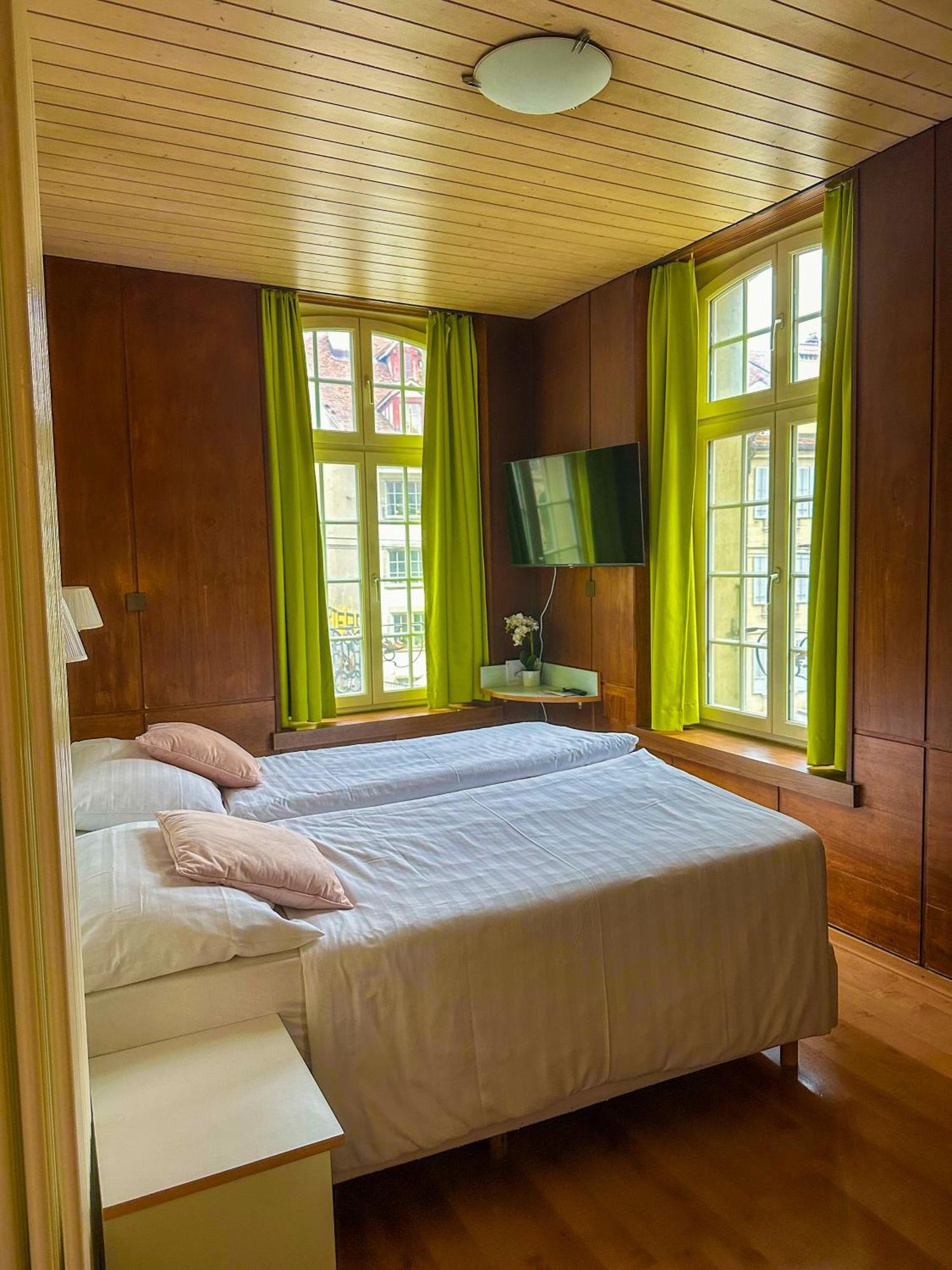Nydeck Hotel Берн Екстериор снимка