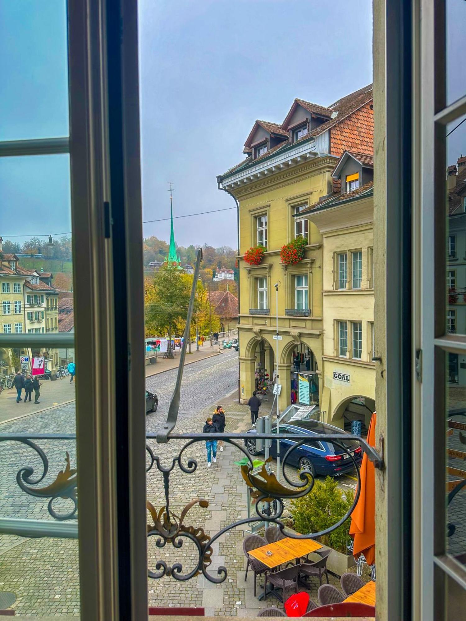 Nydeck Hotel Берн Екстериор снимка